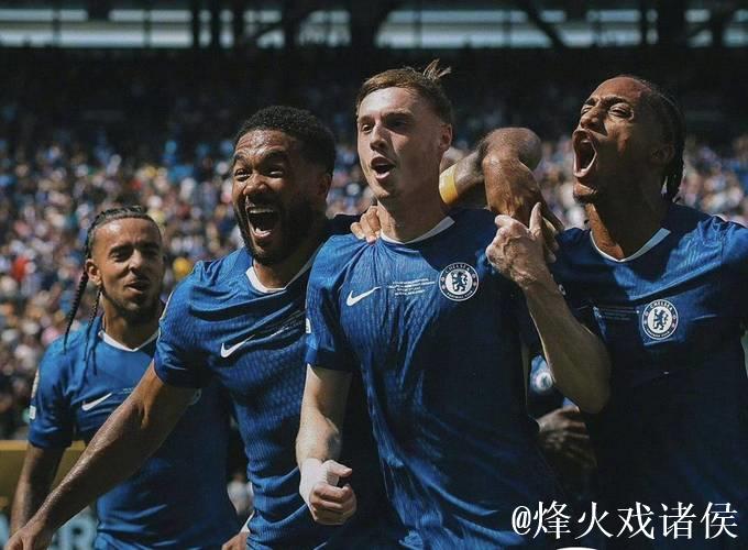 1-2！欧冠再爆冷门：世界冠军83分钟丢球！被意